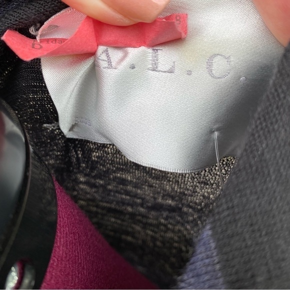 A.L.C. Sweater Cardigan Size XS 100% Wool Two Tone Blue Striped - Picture 5 of 16